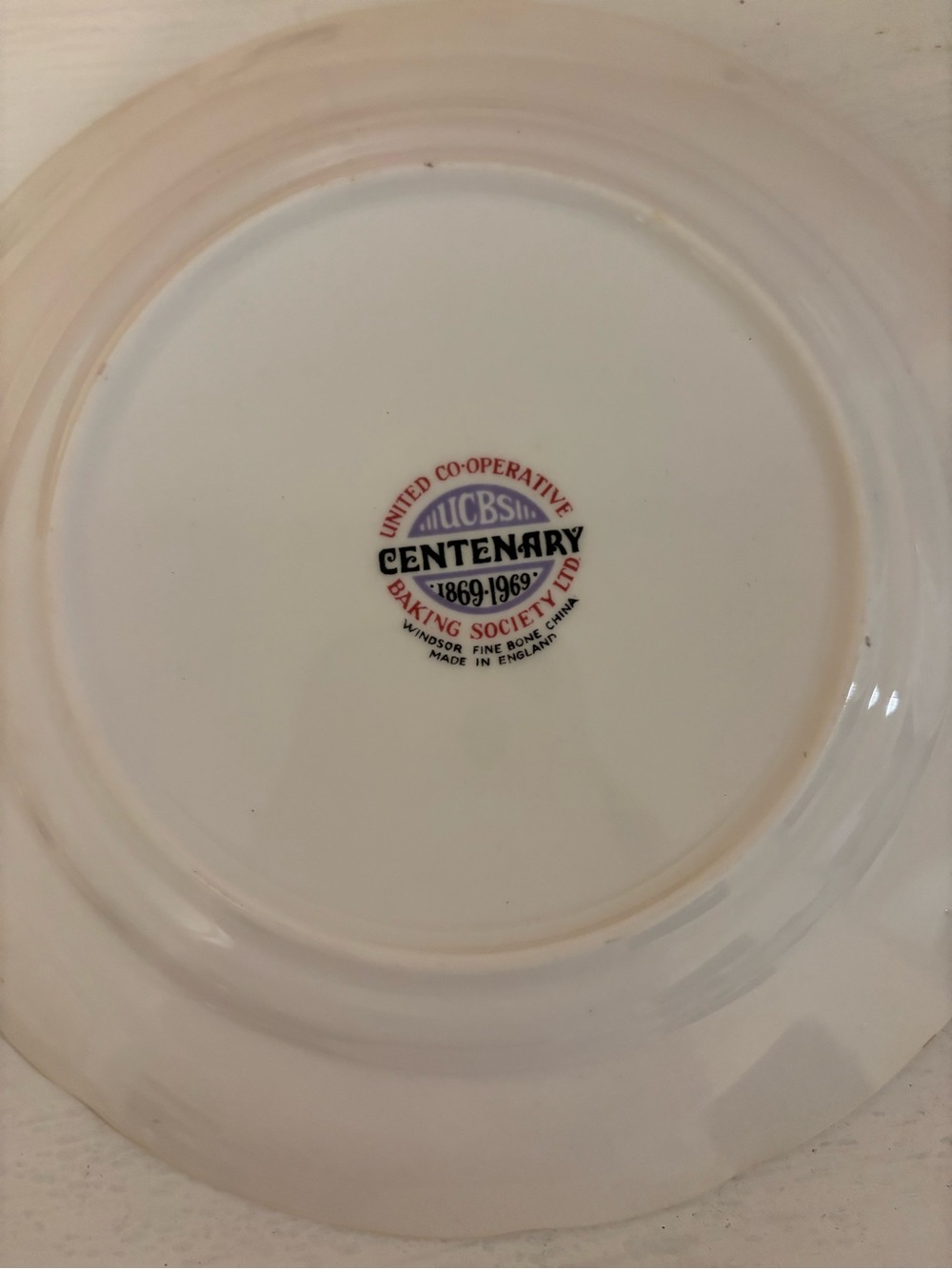Rare 1969 Centenary Dessert China Set of 6 Plates Floral Roses Gold Trim England - Picture 6 of 7